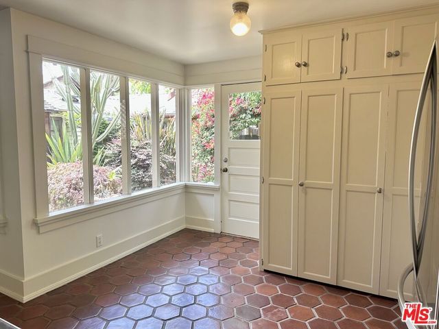 2216 Meade Place, Venice, CA 90291