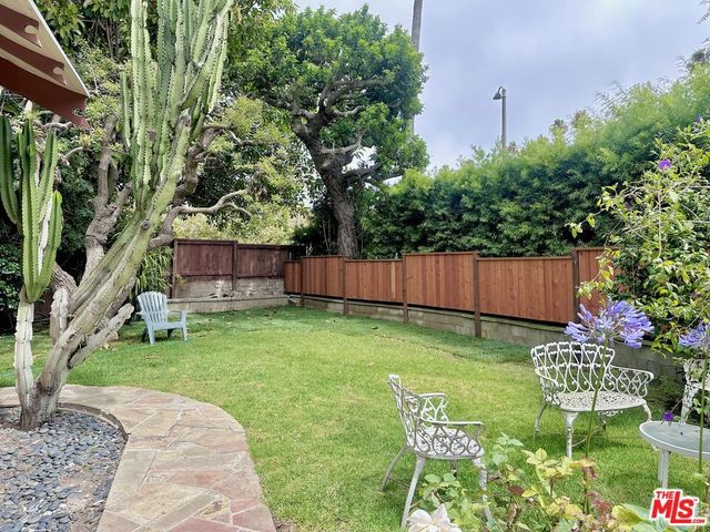 2216 Meade Place, Venice, CA 90291