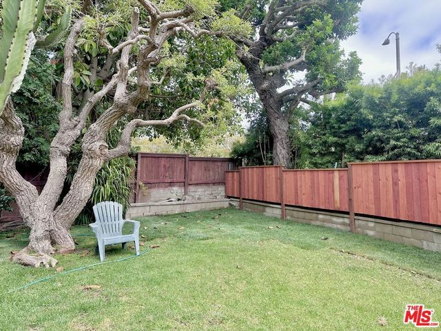 2216 Meade Place, Venice, CA 90291