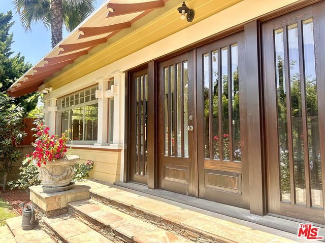 2216 Meade Place, Venice, CA 90291