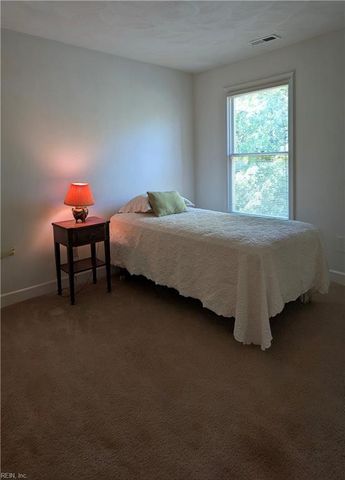 9 Riverview CT, Suffolk, VA 23434