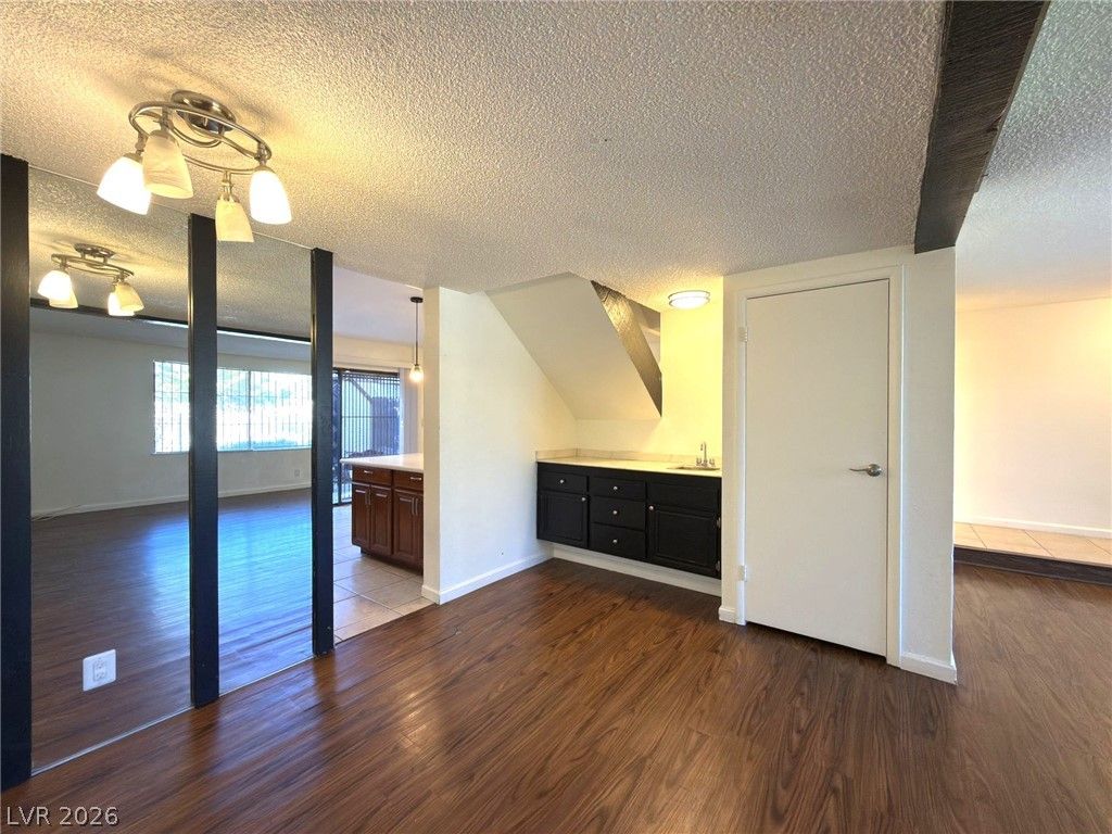 3270 Liahona Way, Las Vegas, NV 89121 — photo 5