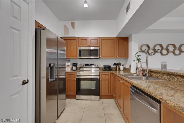 10121 Villagio Palms WAY 102, Estero, FL 33928