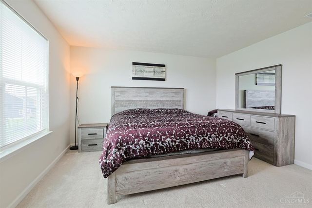 320 Chevington Chase, Tipp City, OH 45371