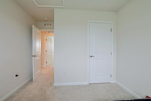 320 Chevington Chase, Tipp City, OH 45371