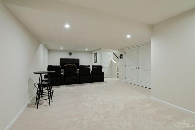 320 Chevington Chase, Tipp City, OH 45371