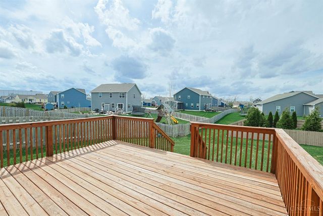 320 Chevington Chase, Tipp City, OH 45371