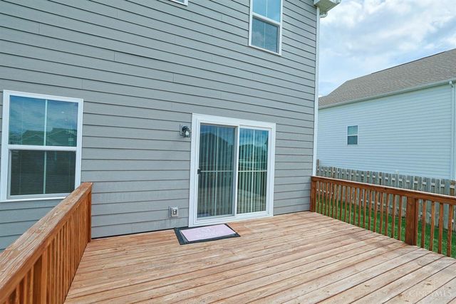 320 Chevington Chase, Tipp City, OH 45371