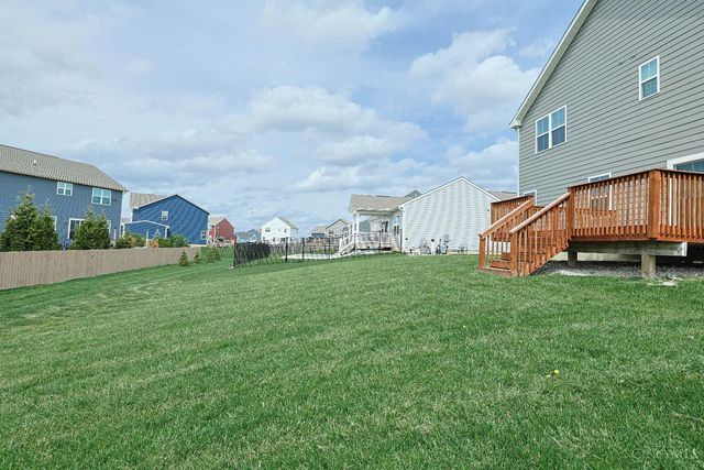 320 Chevington Chase, Tipp City, OH 45371