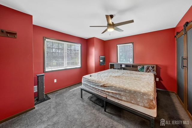 30 Rosewood Road, Edison, NJ 08817