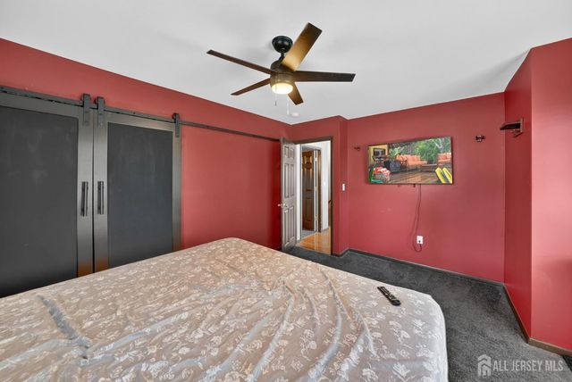 30 Rosewood Road, Edison, NJ 08817