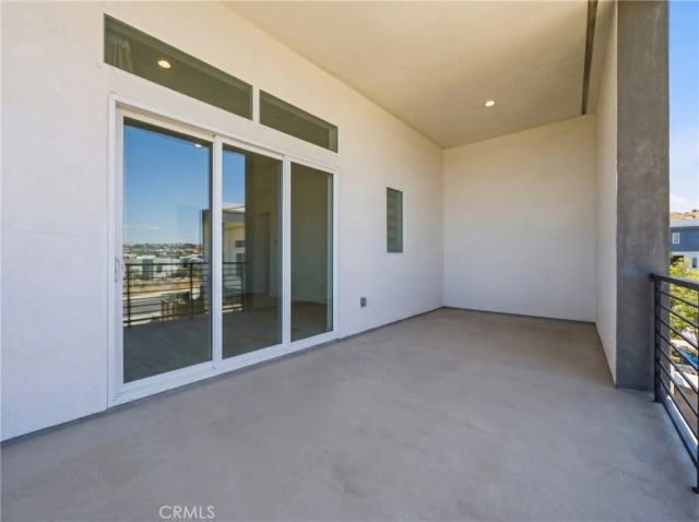 26729 Blue Hills Lp, Valencia, CA 91381