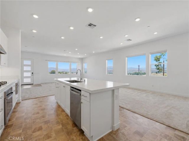 26729 Blue Hills Lp, Valencia, CA 91381