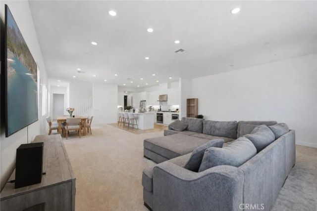 26729 Blue Hills Lp, Valencia, CA 91381