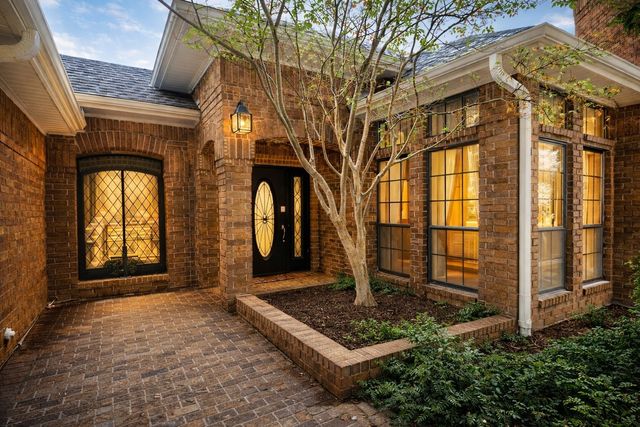 3700 Wyeth Drive, Plano, TX 75023