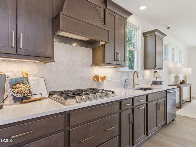 852 Dragonfly Pond Way, Wake Forest, NC 27587