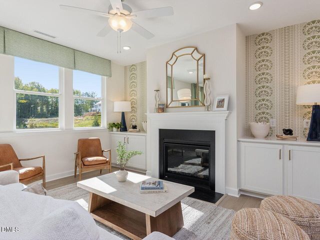 852 Dragonfly Pond Way, Wake Forest, NC 27587