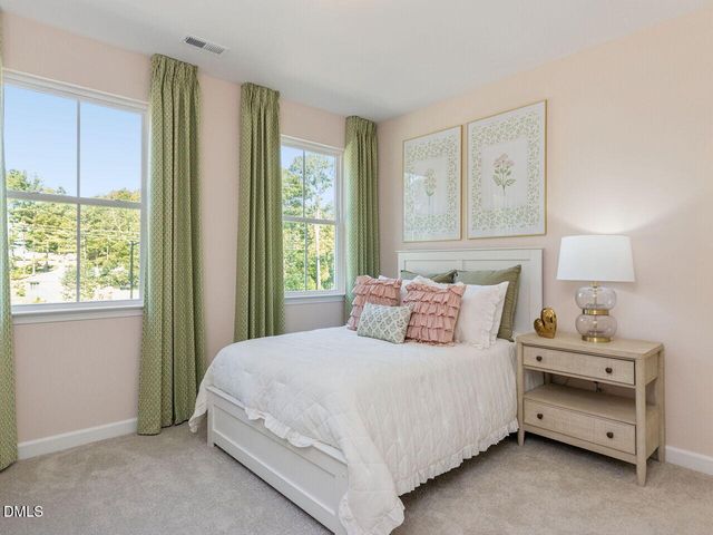 852 Dragonfly Pond Way, Wake Forest, NC 27587