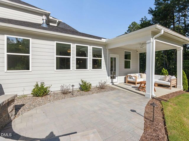 852 Dragonfly Pond Way, Wake Forest, NC 27587