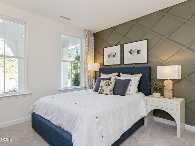 852 Dragonfly Pond Way, Wake Forest, NC 27587