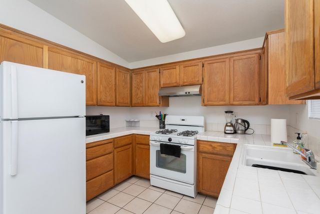 1981 Grapewood, Tulare, CA 93274