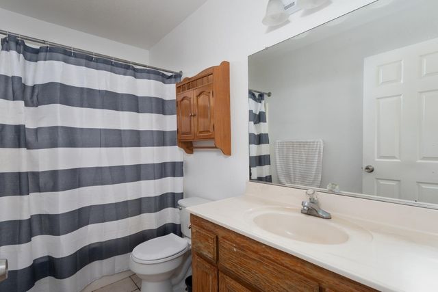 1981 Grapewood, Tulare, CA 93274