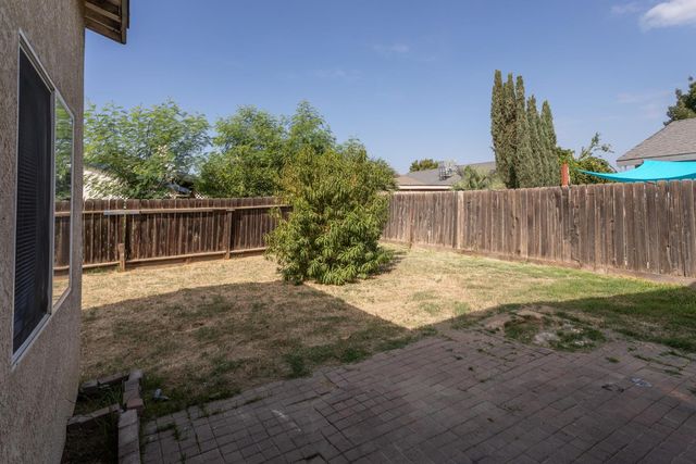1981 Grapewood, Tulare, CA 93274