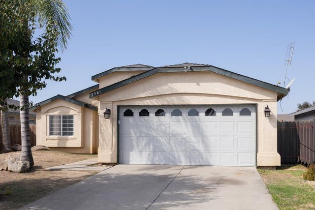 1981 Grapewood, Tulare, CA 93274