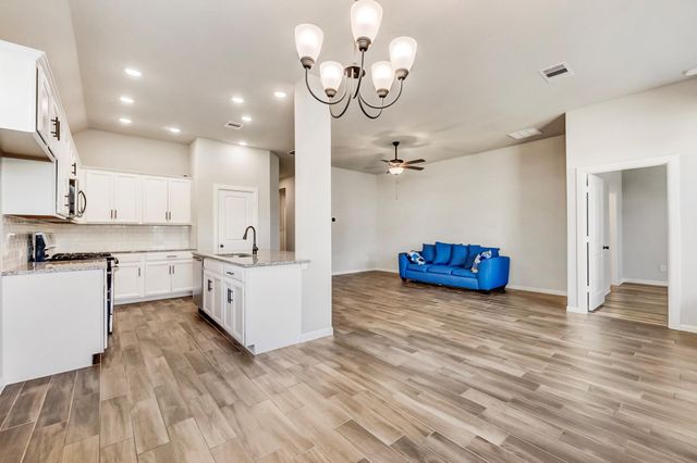 119 Winged Elm Court, Conroe, TX 77318