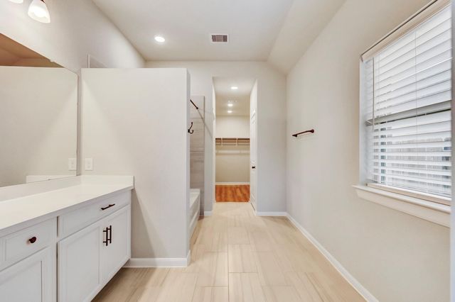 119 Winged Elm Court, Conroe, TX 77318