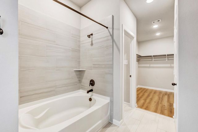 119 Winged Elm Court, Conroe, TX 77318