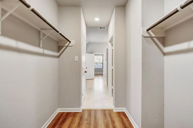 119 Winged Elm Court, Conroe, TX 77318