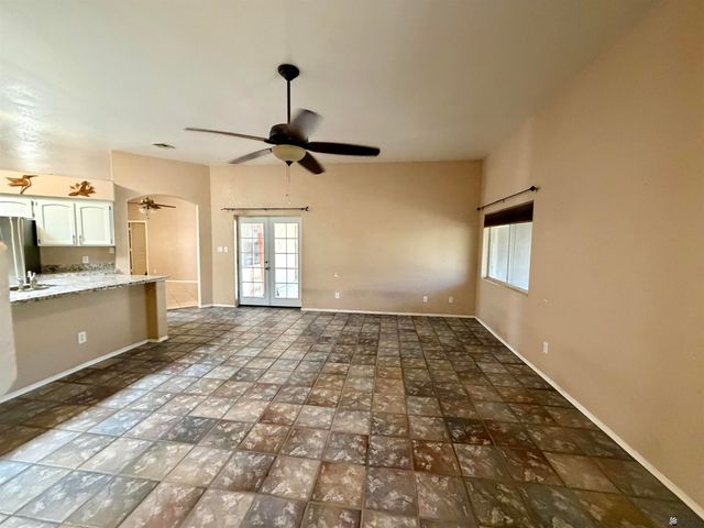 7736 E Lorenzo Ln, Yuma, AZ 85365