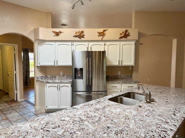 7736 E Lorenzo Ln, Yuma, AZ 85365