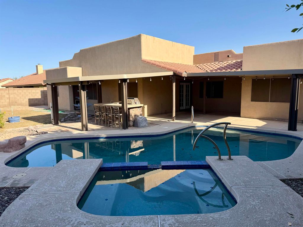 7736 E Lorenzo Ln, Yuma, AZ 85365