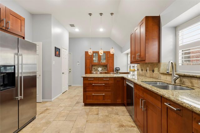4034 Ridgepoint Drive, Pearland, TX 77584