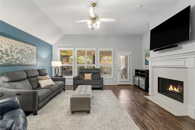 4034 Ridgepoint Drive, Pearland, TX 77584