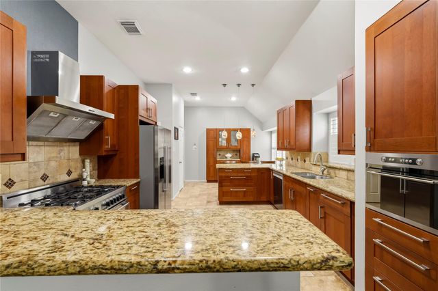 4034 Ridgepoint Drive, Pearland, TX 77584