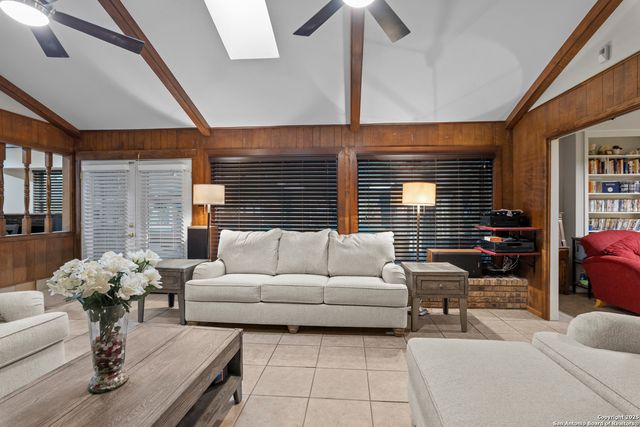 6414 View Pt, San Antonio, TX 78229