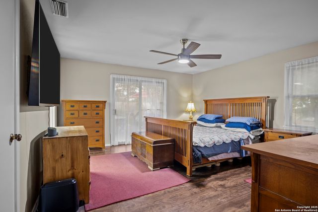 6414 View Pt, San Antonio, TX 78229