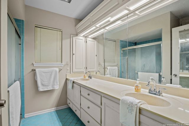 6414 View Pt, San Antonio, TX 78229