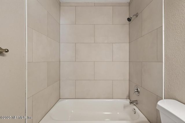 1932 COLLEGE Circle N, Jacksonville, FL 32209