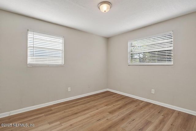 1932 COLLEGE Circle N, Jacksonville, FL 32209