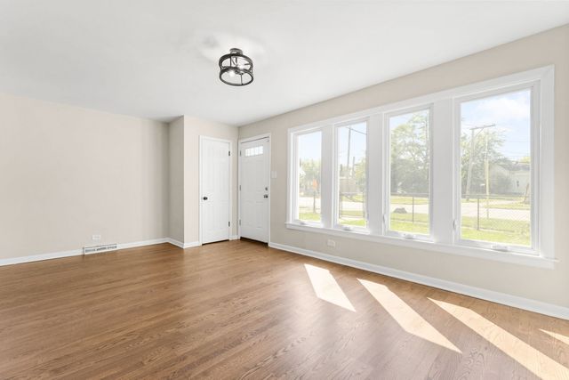 14637 Vincennes Road, Harvey, IL 60426