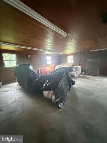 4041 LINGLESTOWN RD, Harrisburg, PA 17112