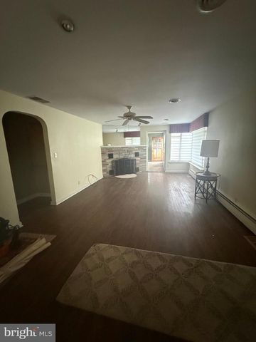 4041 LINGLESTOWN RD, Harrisburg, PA 17112
