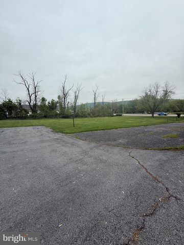 4041 LINGLESTOWN RD, Harrisburg, PA 17112