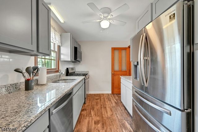 71 View St, Bergenfield Boro, NJ 07621