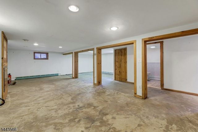 71 View St, Bergenfield Boro, NJ 07621