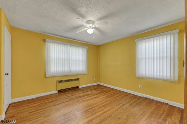 71 View St, Bergenfield Boro, NJ 07621